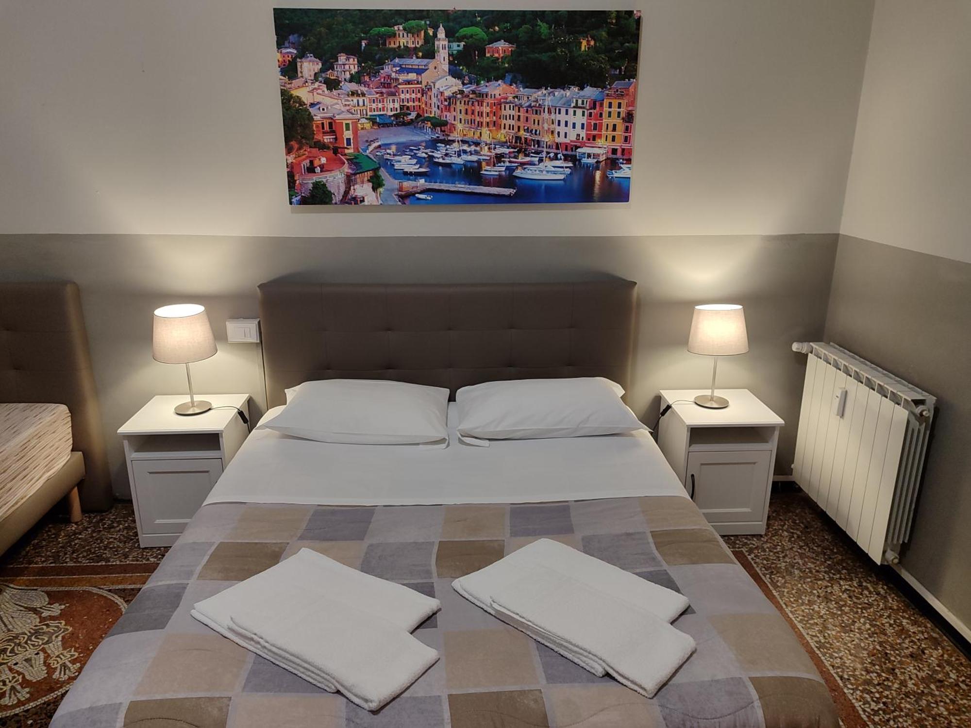 Guesthouse La Briosa Nicole Genoa Bagian luar foto