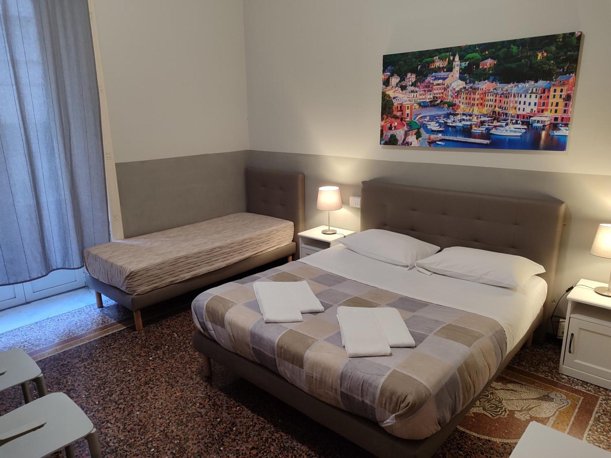 Guesthouse La Briosa Nicole Genoa Bagian luar foto