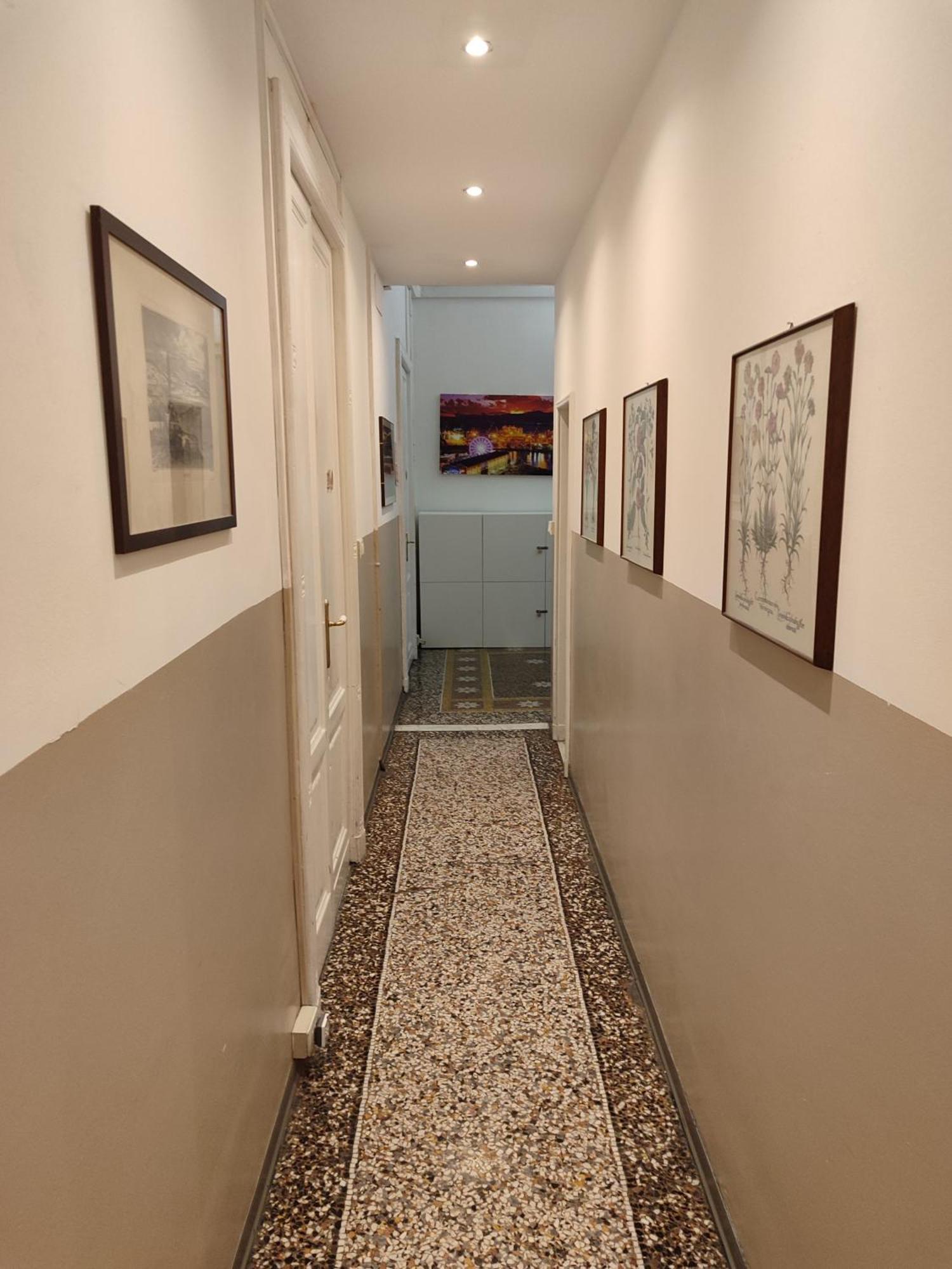 Guesthouse La Briosa Nicole Genoa Bagian luar foto