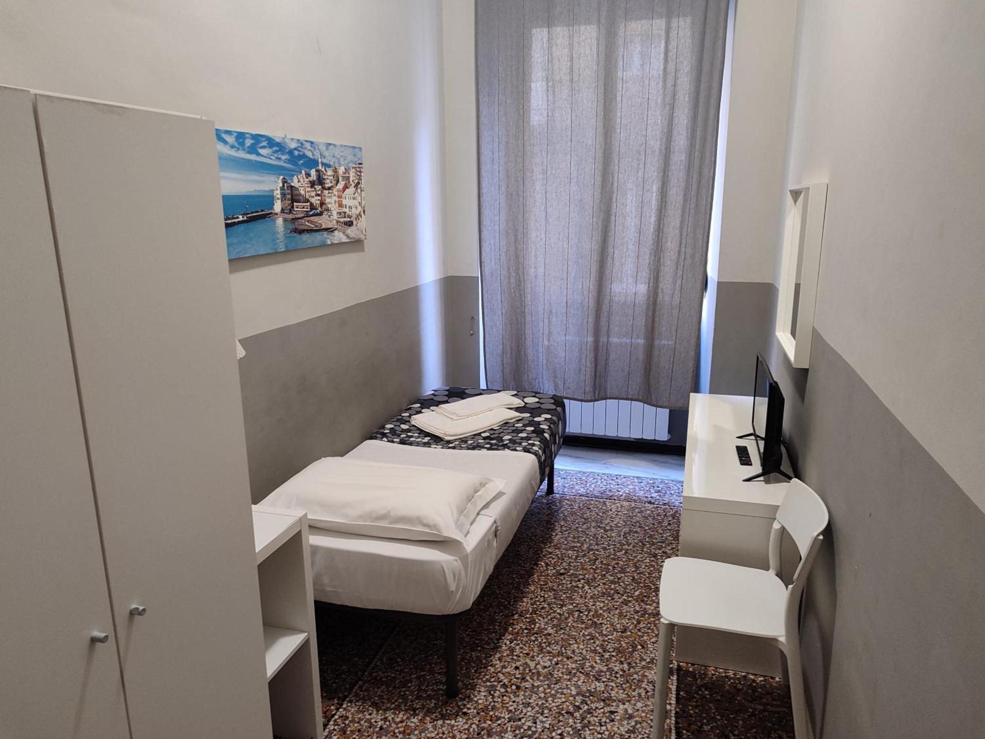 Guesthouse La Briosa Nicole Genoa Bagian luar foto