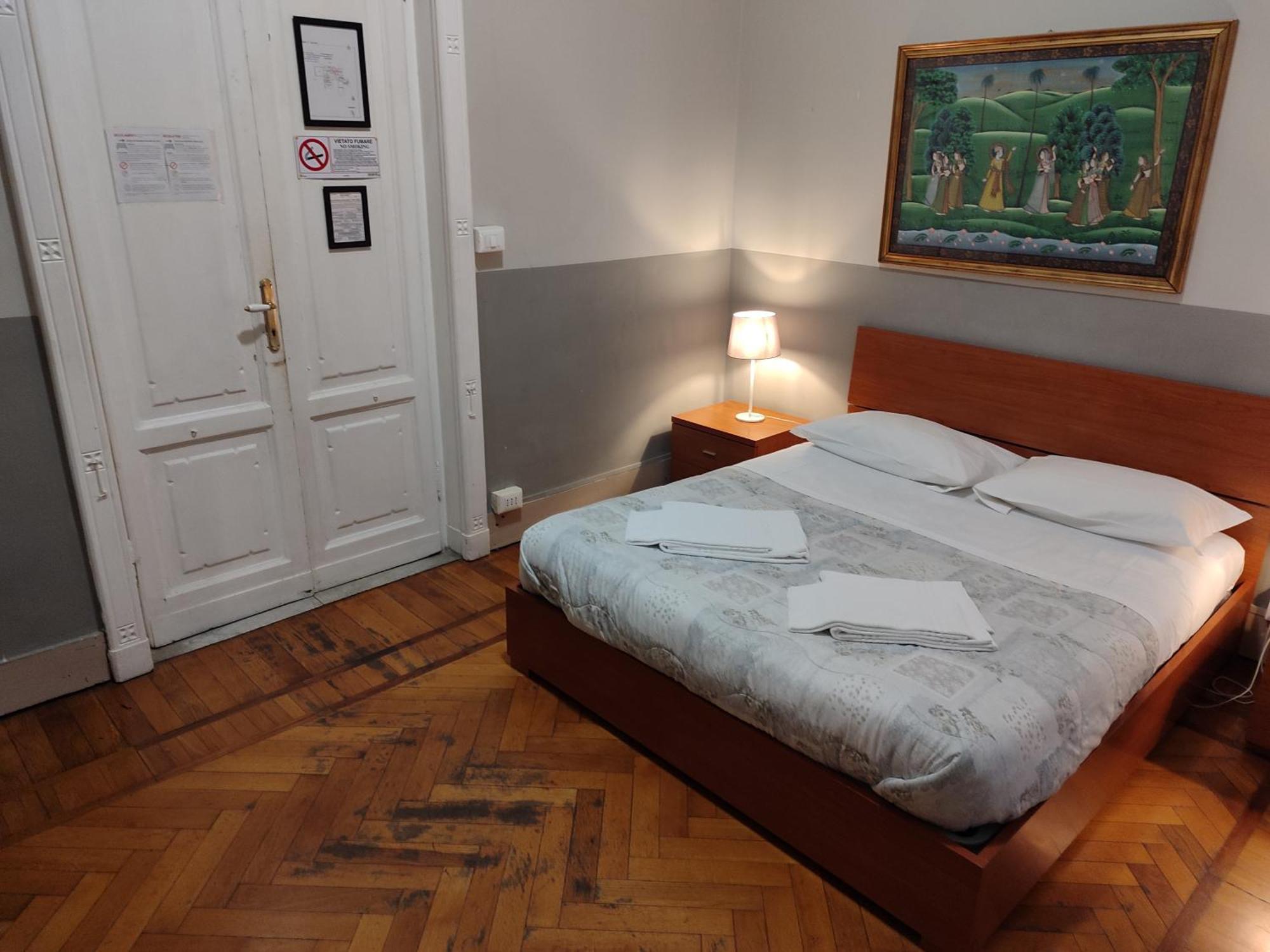 Guesthouse La Briosa Nicole Genoa Bagian luar foto