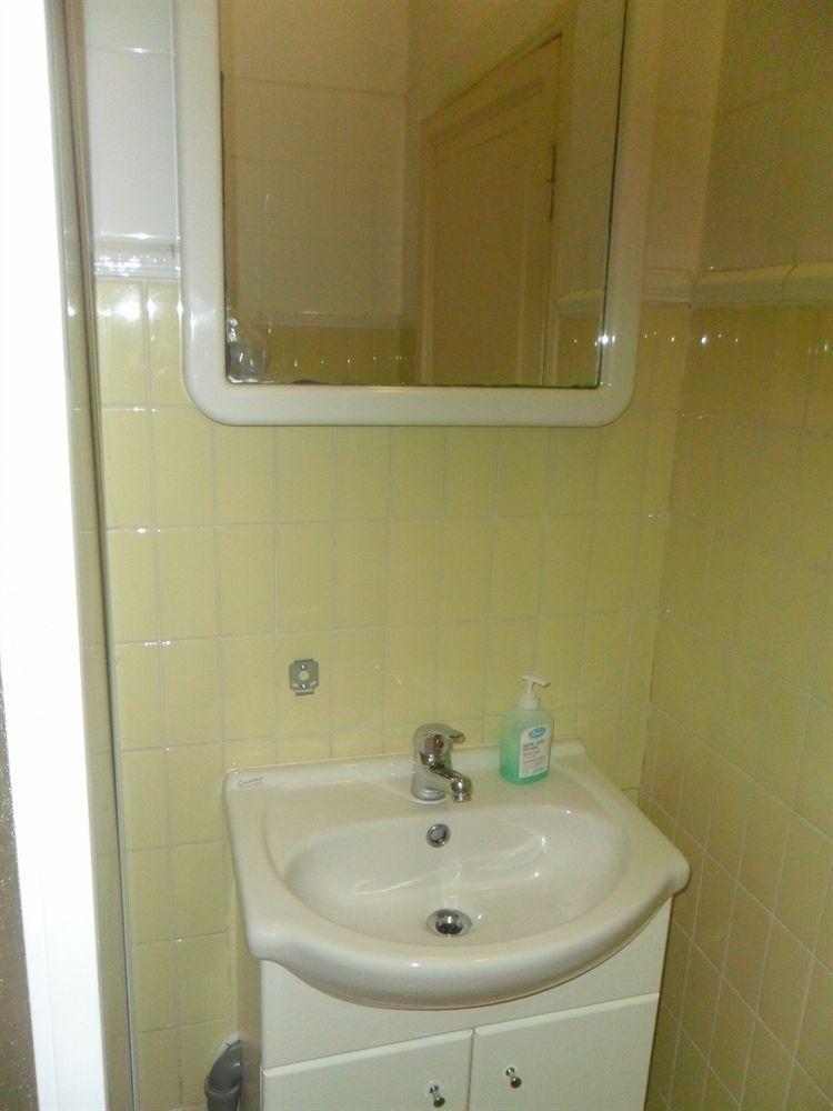 Guesthouse La Briosa Nicole Genoa Bagian luar foto