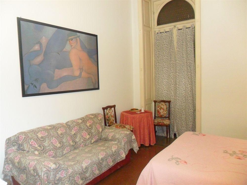 Guesthouse La Briosa Nicole Genoa Bagian luar foto